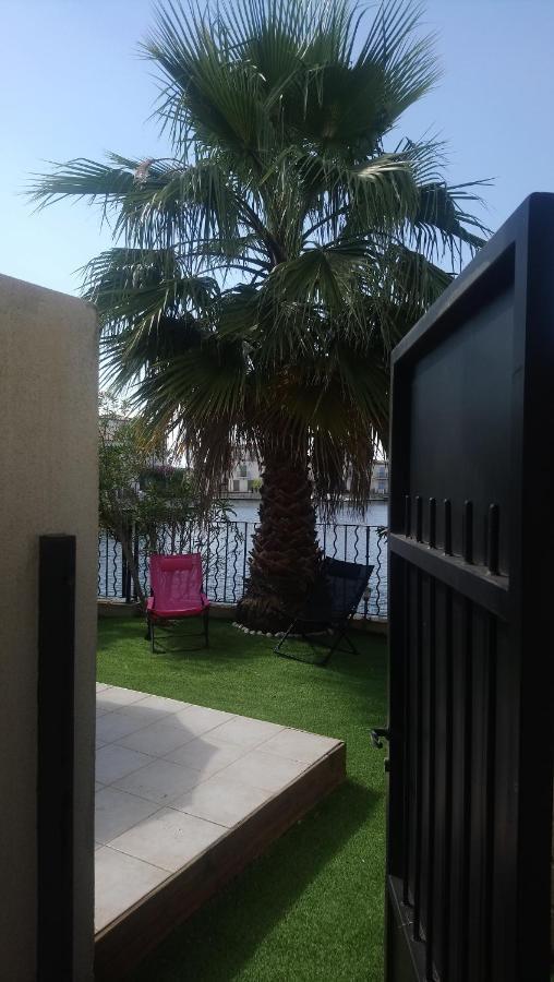 Marina A Aigues Mortes - Gard Exterior foto